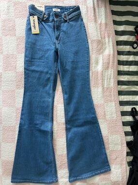 Wrangler Belted Flare Jeans 25